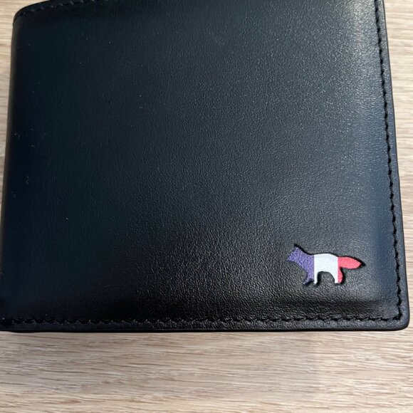 Maison Kitsune Tricolor Fox Compact Bifold Wallet Black (New) - Picture 15 of 15